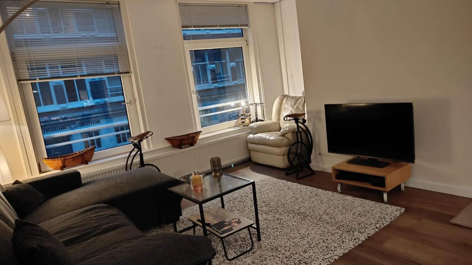 Cozy Apartment In The Centre Of אמסטרדם